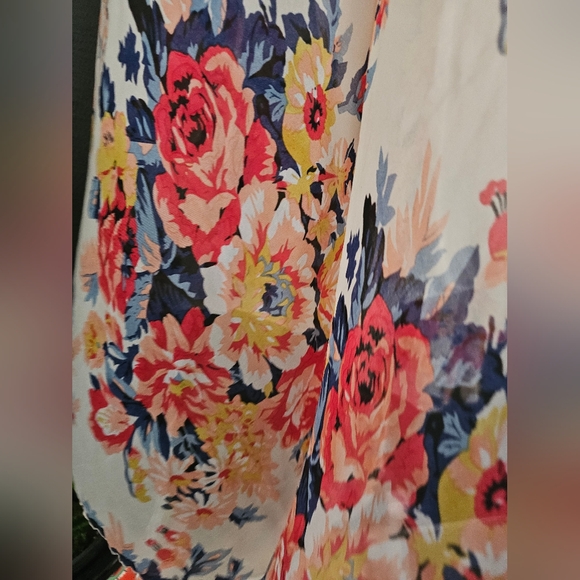 Maxi Floral Skirt - Picture 4 of 6